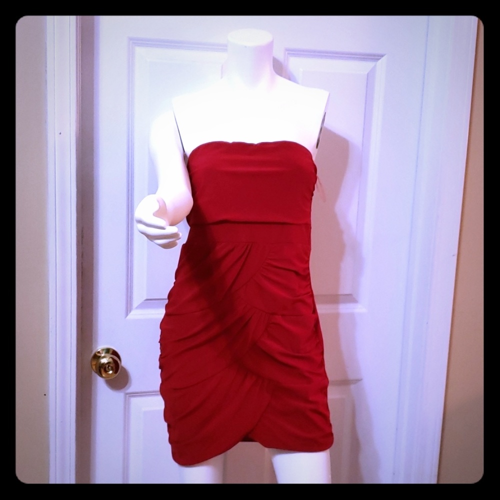 Mini dress scalloped  slimming front